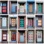 브루노 타우트의 말굽 단지 주택 출입문 디자인 모음. &copy;BenBuschfeld via Wikimedia Commons